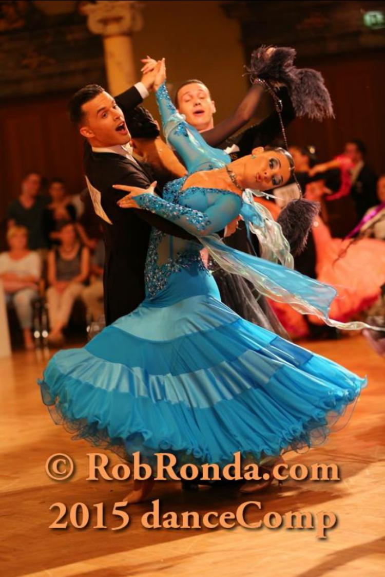 Oreste Alitto e Valeria Belozerova - Ballerini - Istruttori di Danze Standard, Danze Latino Americane, Liscio Unificato, Ballo Da Sala - Componenti della Nazionale Italiana di Danza Sportiva Club Azzurro - Trainers MIDAS