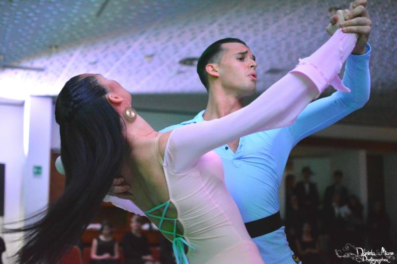 Oreste Alitto e Valeria Belozerova - Ballerini - Istruttori di Danze Standard, Danze Latino Americane, Liscio Unificato, Ballo Da Sala - Componenti della Nazionale Italiana di Danza Sportiva Club Azzurro - Trainers MIDAS