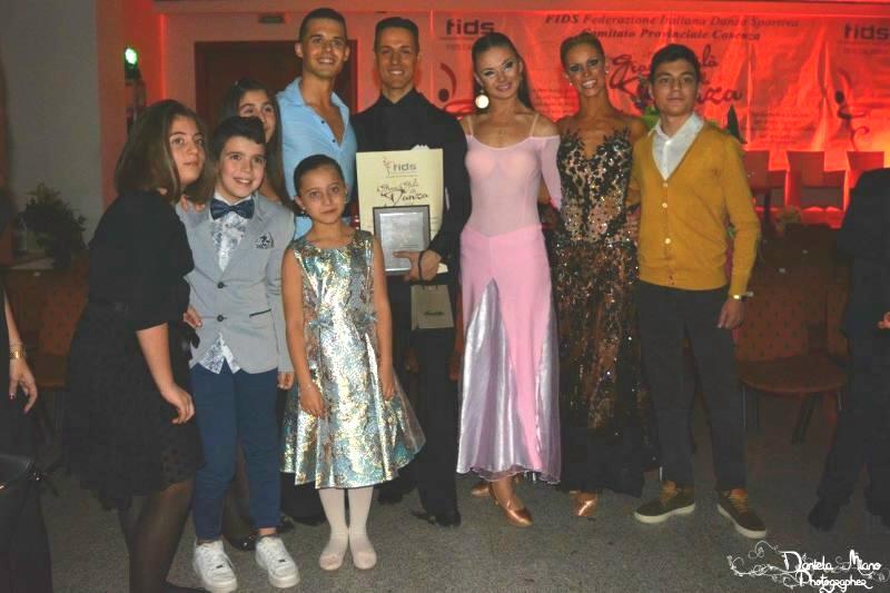 Oreste Alitto e Valeria Belozerova - Ballerini - Istruttori di Danze Standard, Danze Latino Americane, Liscio Unificato, Ballo Da Sala - Componenti della Nazionale Italiana di Danza Sportiva Club Azzurro - Trainers MIDAS