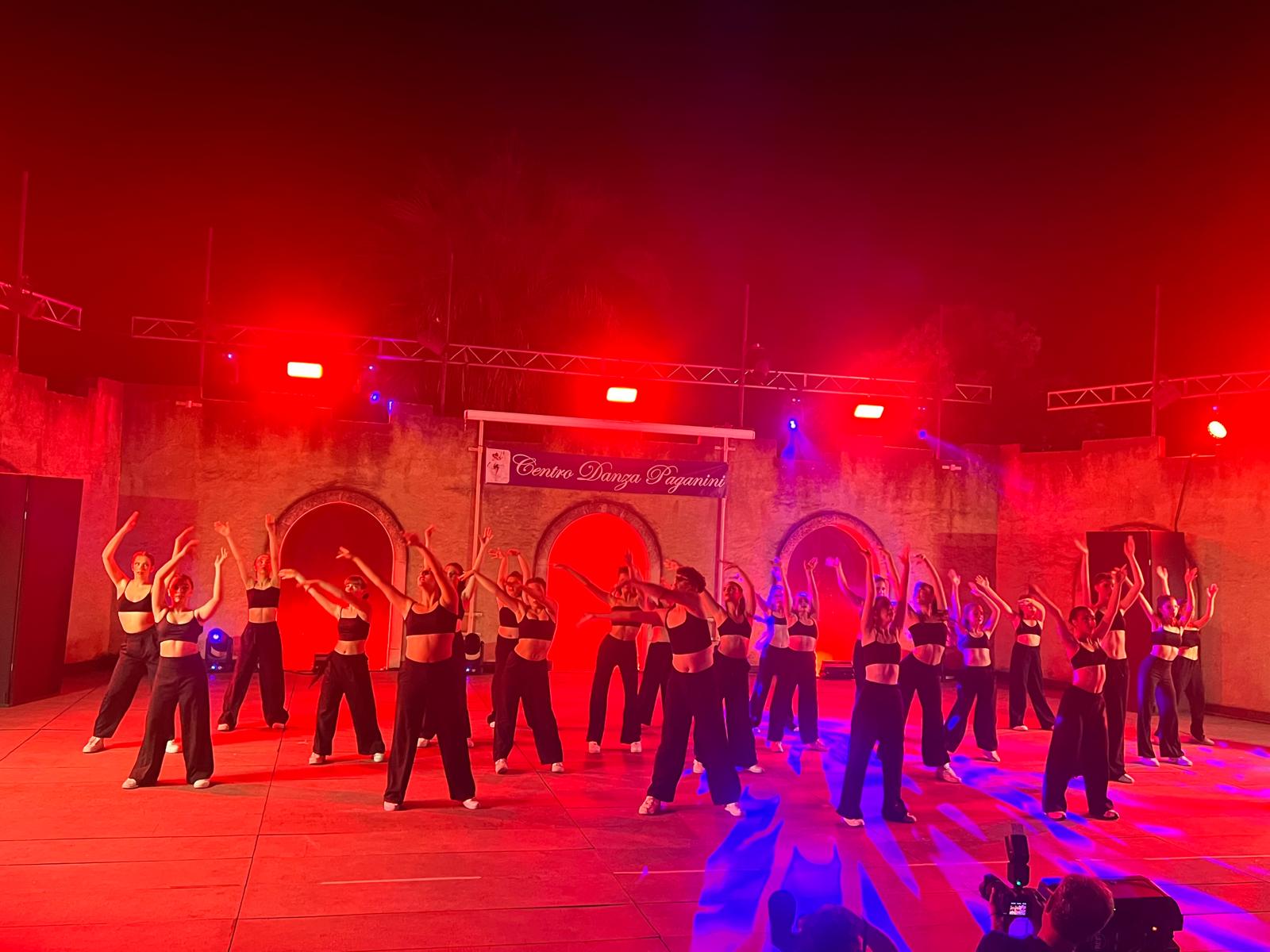 Centro Danza Paganini - Altomonte (CS) - Acquaformosa (CS) - Firmo (CS) - Lungro (CS) - San Sosti (CS) - Brunilda Lato