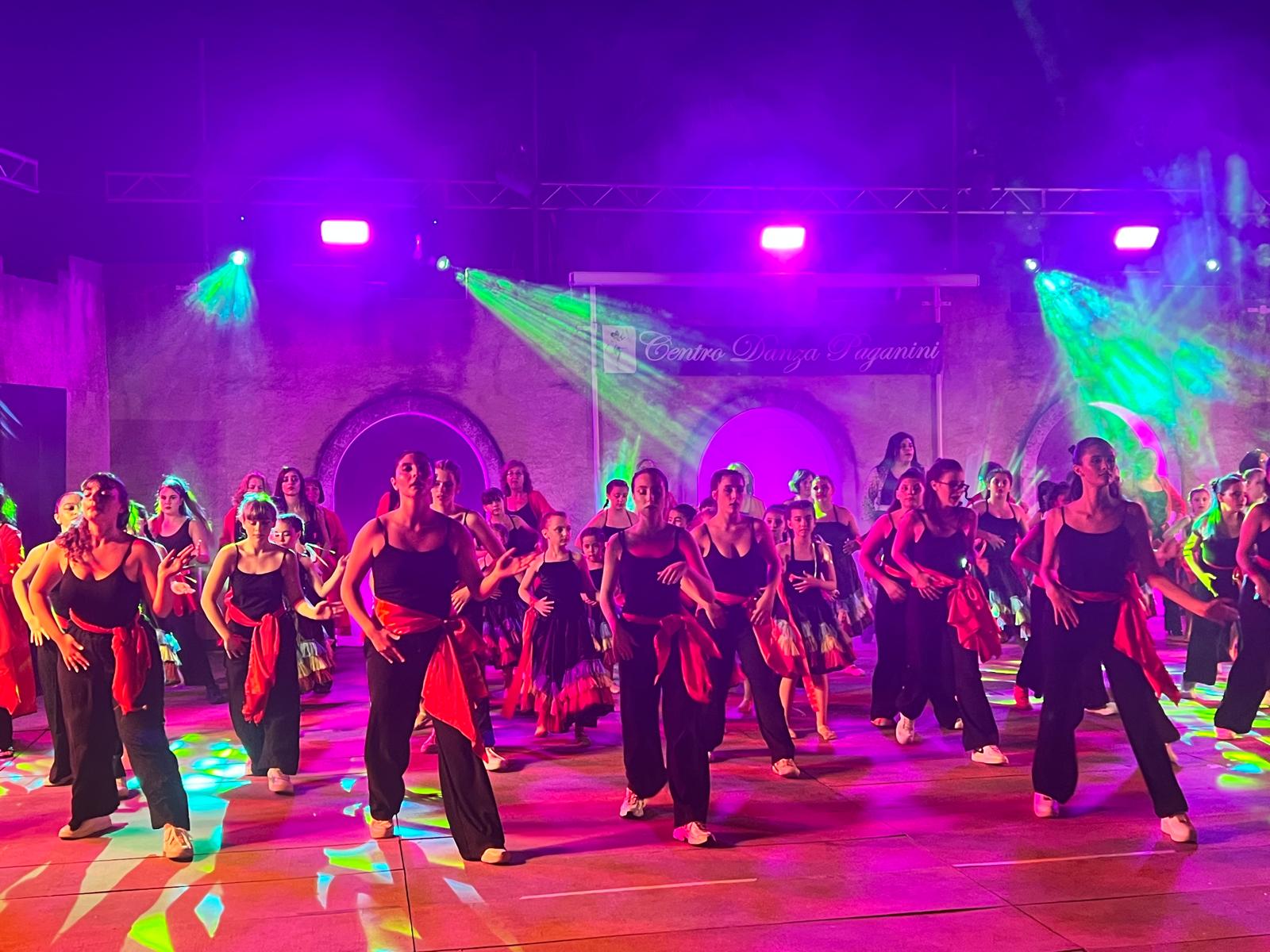 Centro Danza Paganini - Altomonte (CS) - Acquaformosa (CS) - Firmo (CS) - Lungro (CS) - San Sosti (CS) - Brunilda Lato