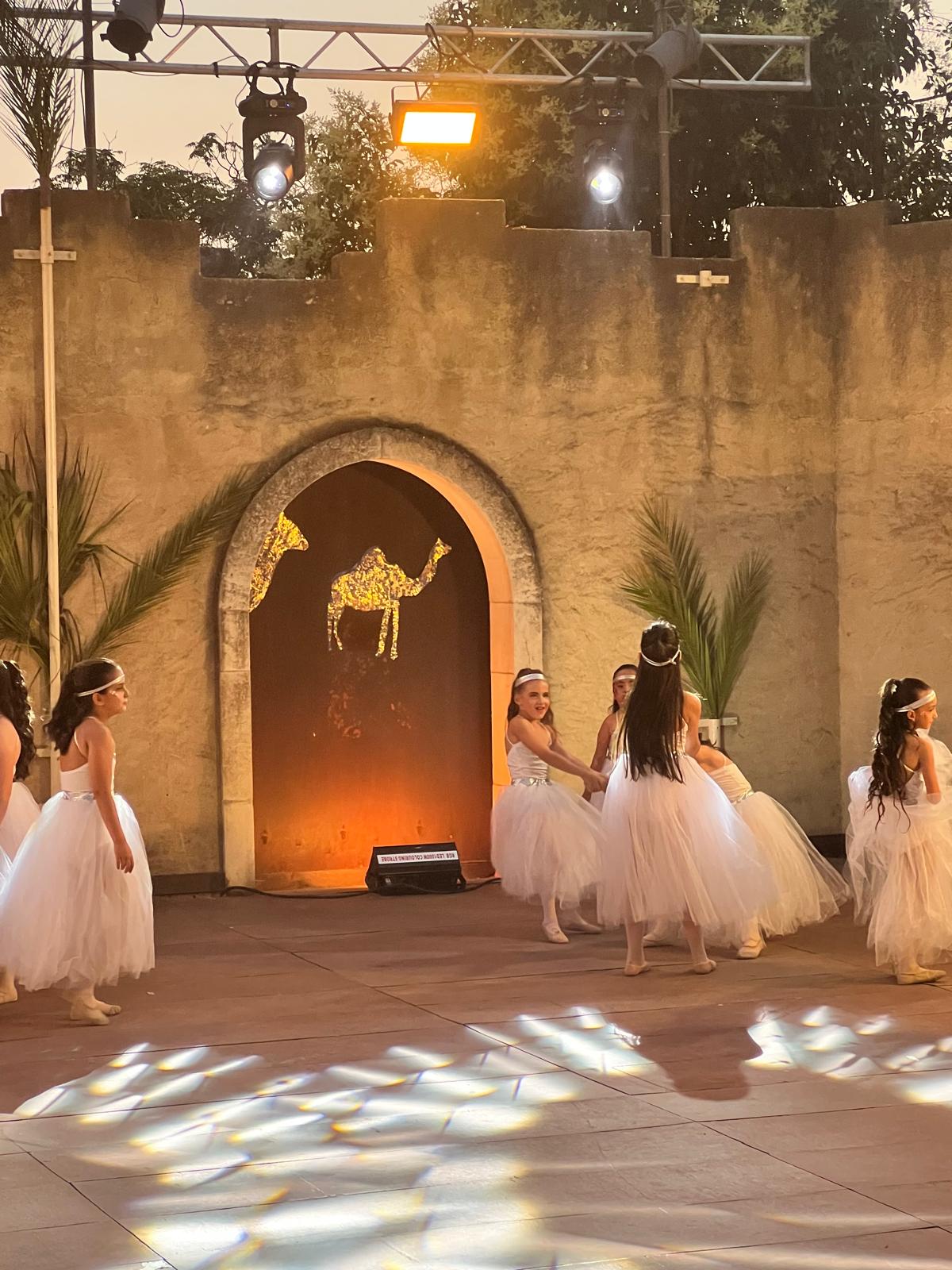 Centro Danza Paganini - Altomonte (CS) - Acquaformosa (CS) - Firmo (CS) - Lungro (CS) - San Sosti (CS) - Brunilda Lato